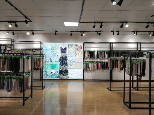 春禾时装 专注中高端女装ODM，值得信赖的时尚智造伙伴